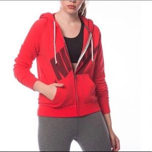 🎉HP 11/30🎉 { NIKE } rally zip hoodie